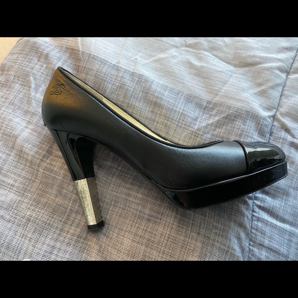 Chanel black Pumps brought in short Hills Mall nj